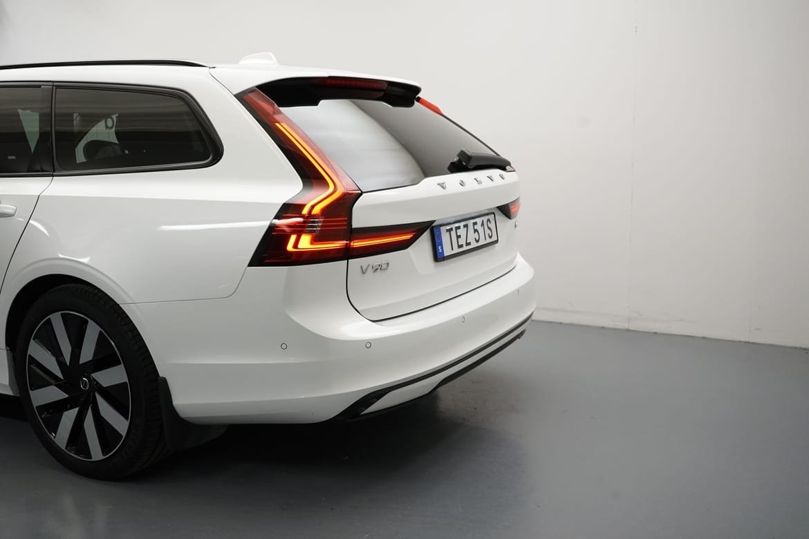 Volvo V90 T6 Plus Dark Nordic Edition 2025, bild 3/10