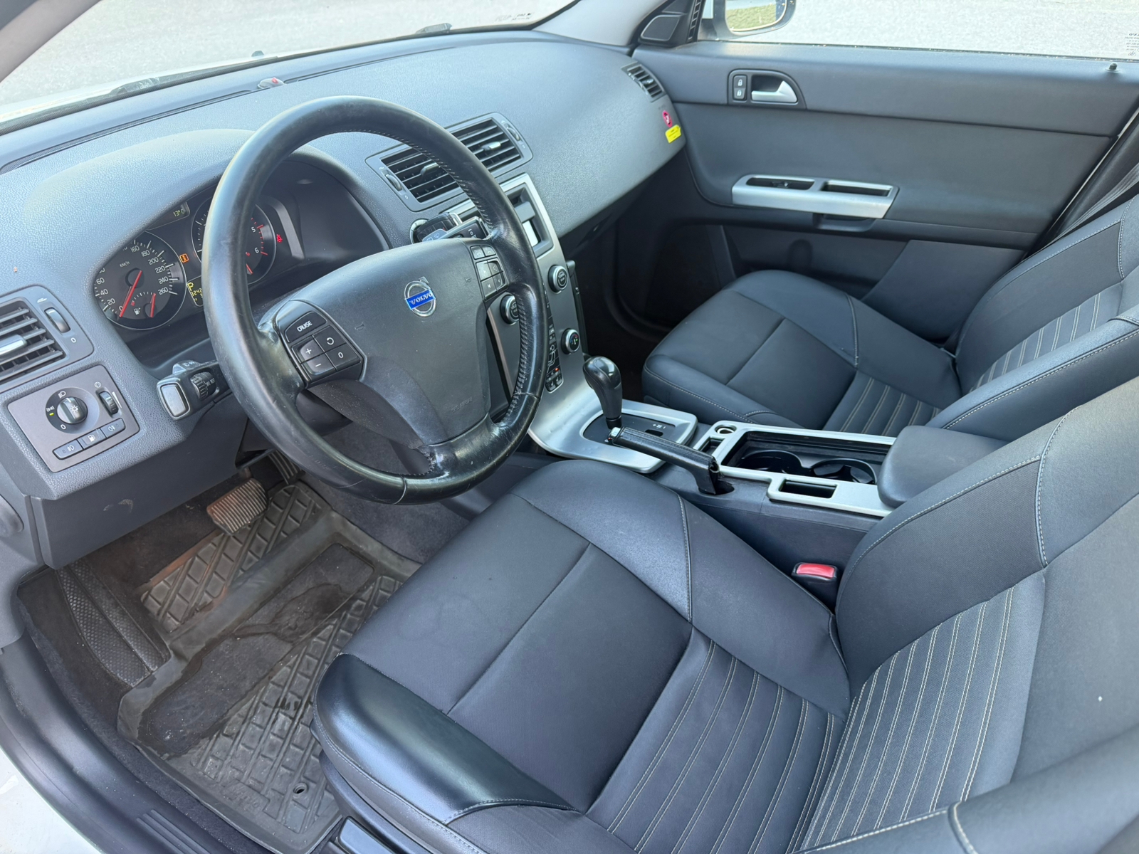 Volvo V50 D5 Geartronic 2009, kuva 5/7