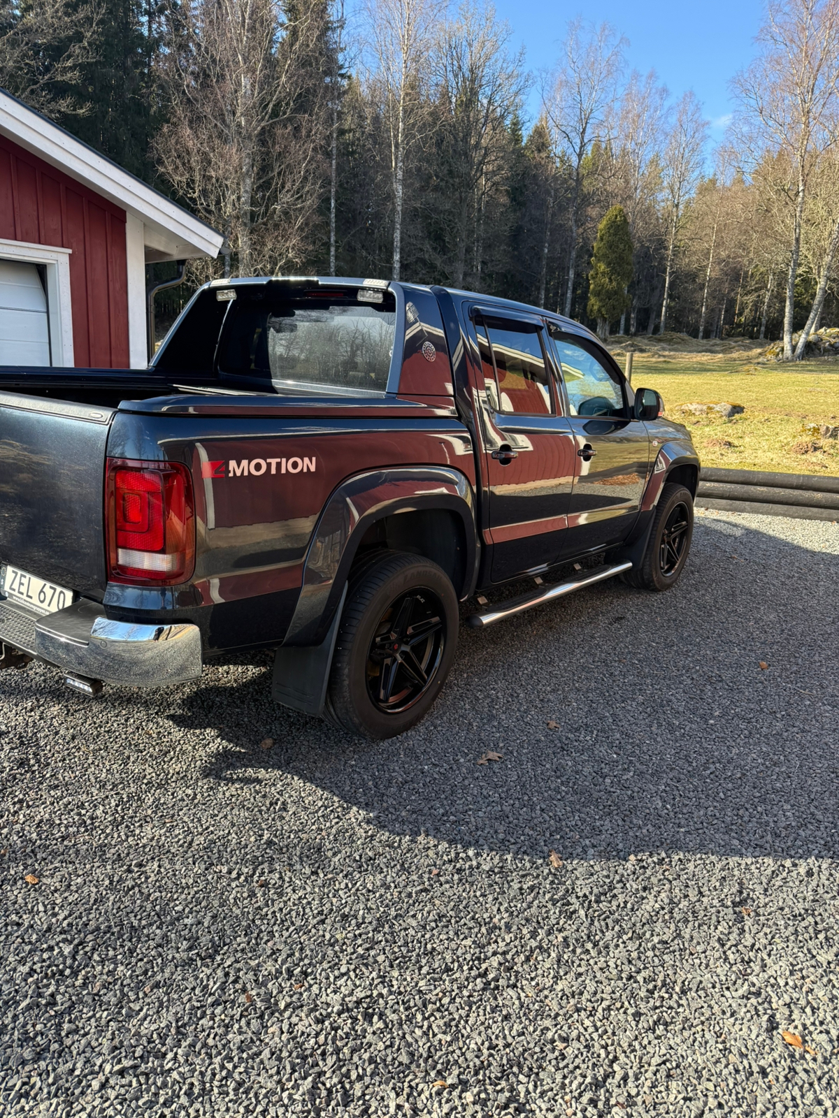 Volkswagen Amarok 2018, bild 2/8