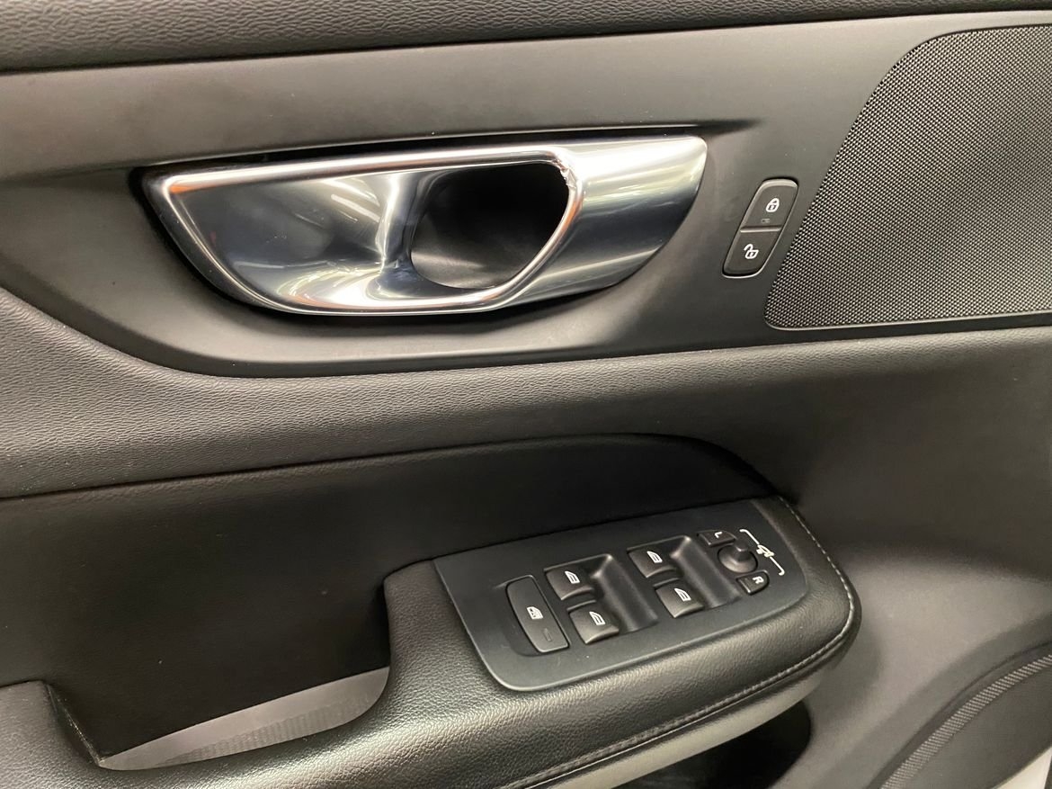 Volvo V60 2022, bild 2/10