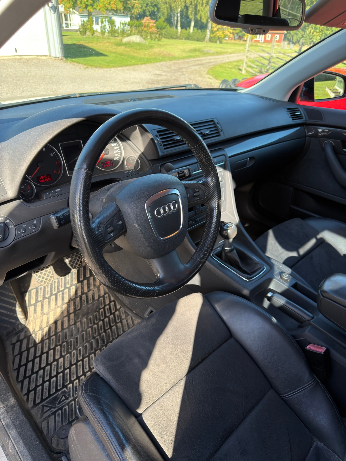 Audi A4 Avant 2.0 TFSI quattro Manuell 2006, bild 4/5