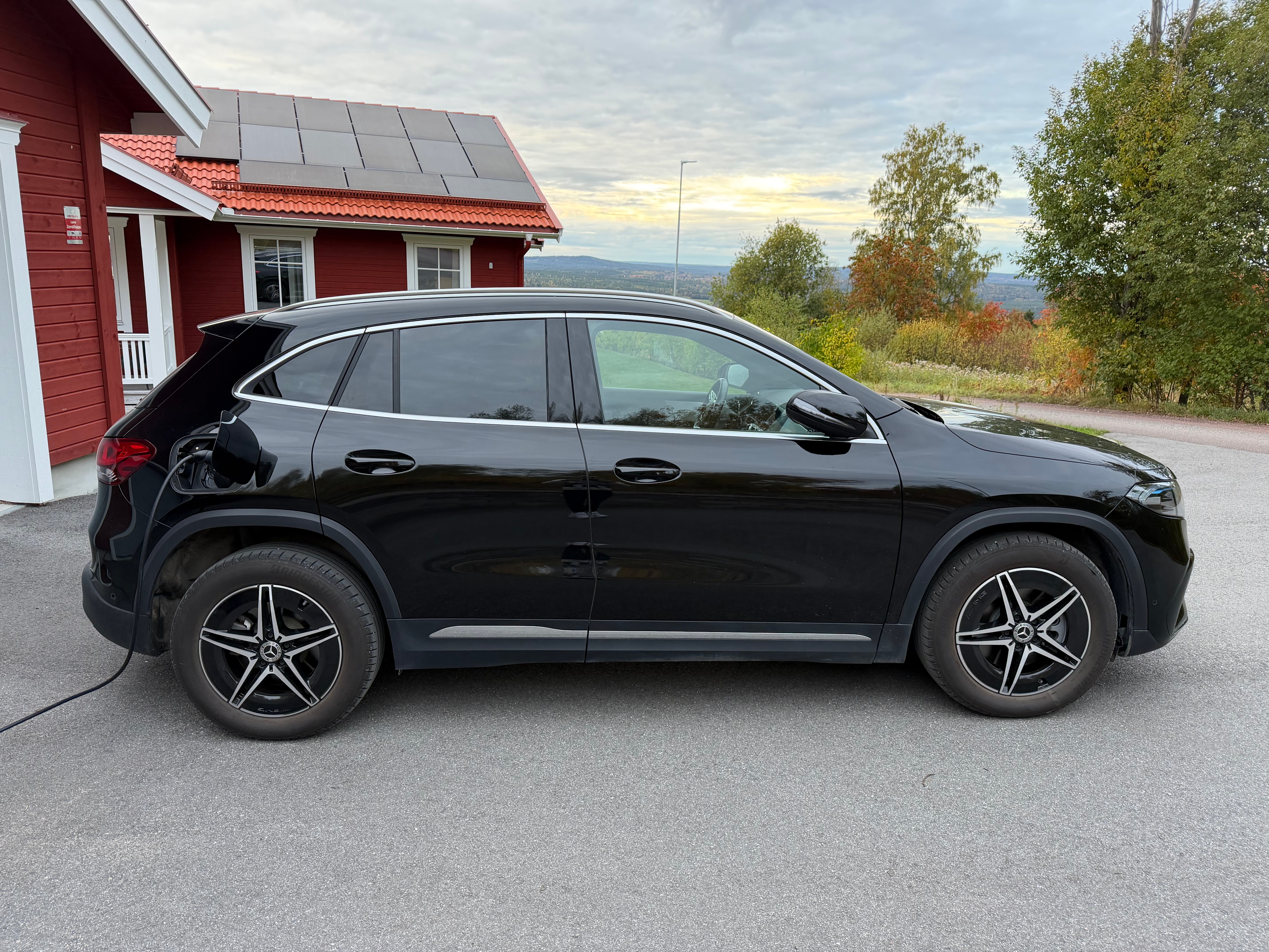 Mercedes-Benz EQA 300 4MATIC 2024, bild 5/8