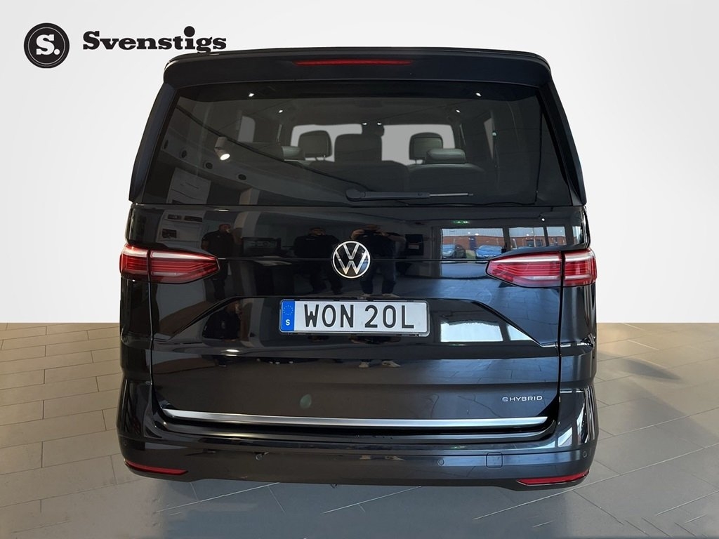 Volkswagen Multivan Hybrid 218hk 6 sist 2023, bild 4/10