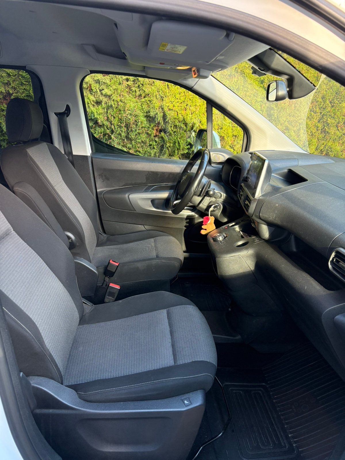 Toyota Proace City Verso 2021, kuva 7/12