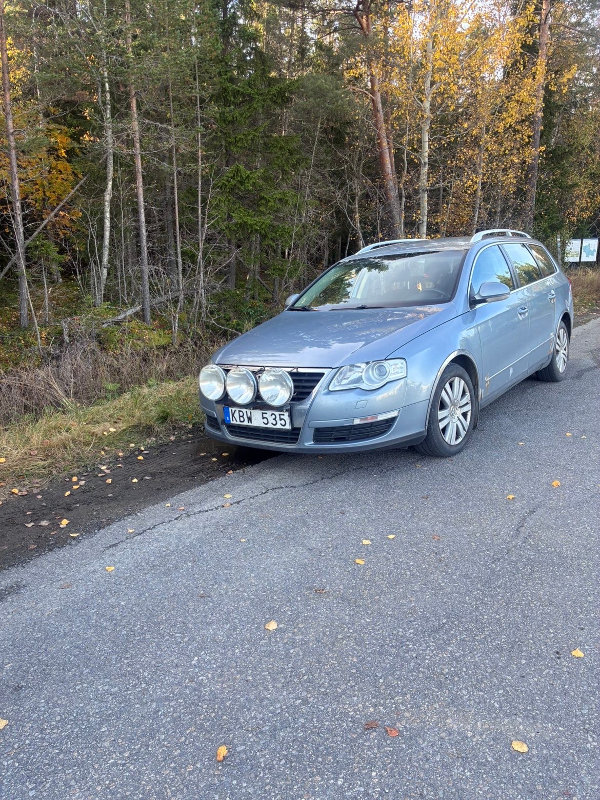 Volkswagen Passat 2010, bild 4/5