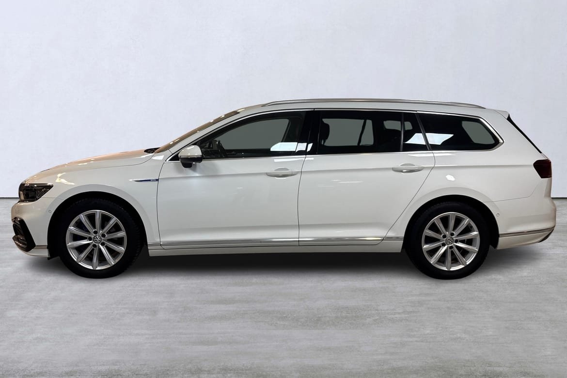 Volkswagen Passat 2020, bild 2/10