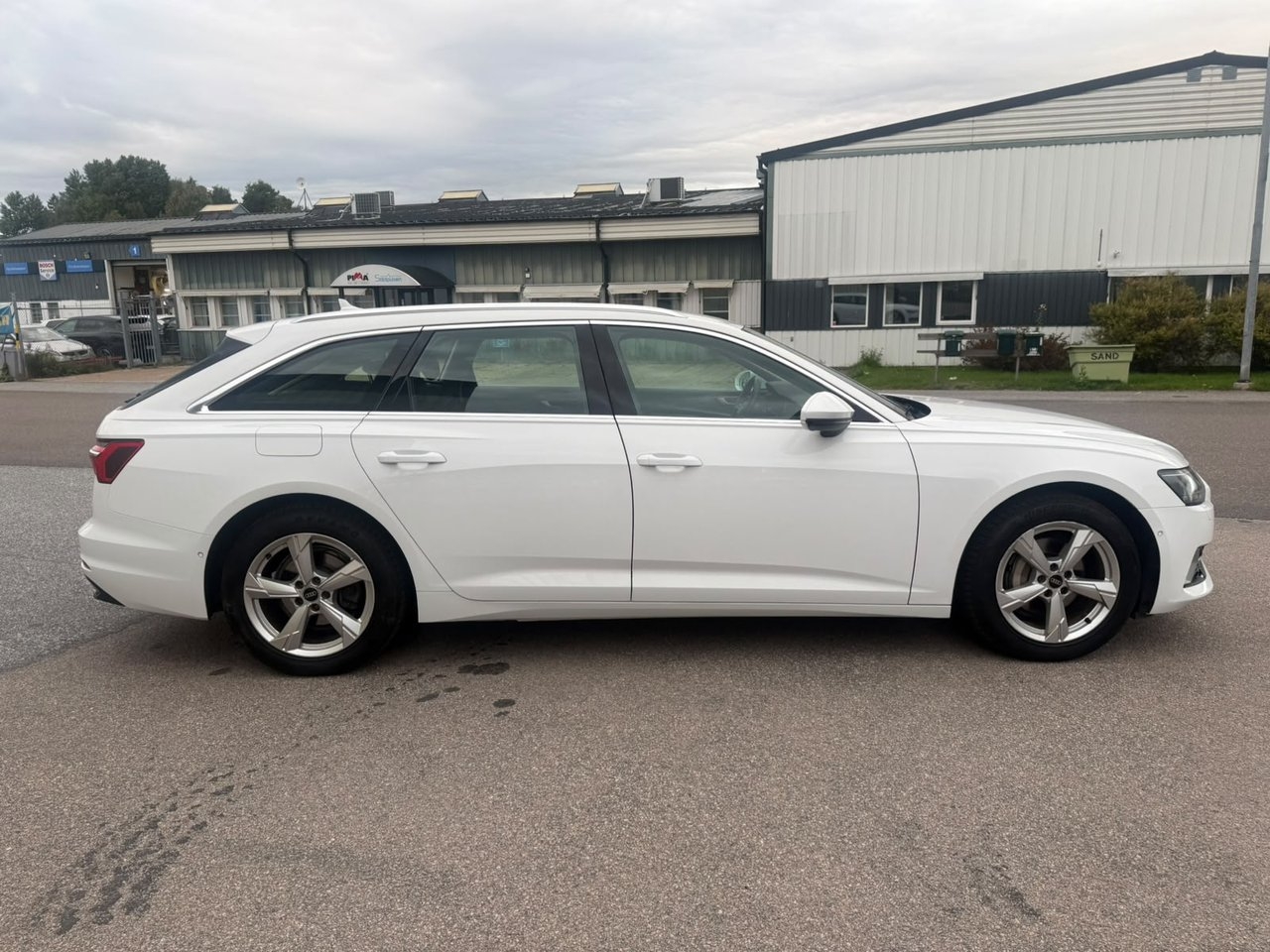 Audi A6 2023, bild 6/10