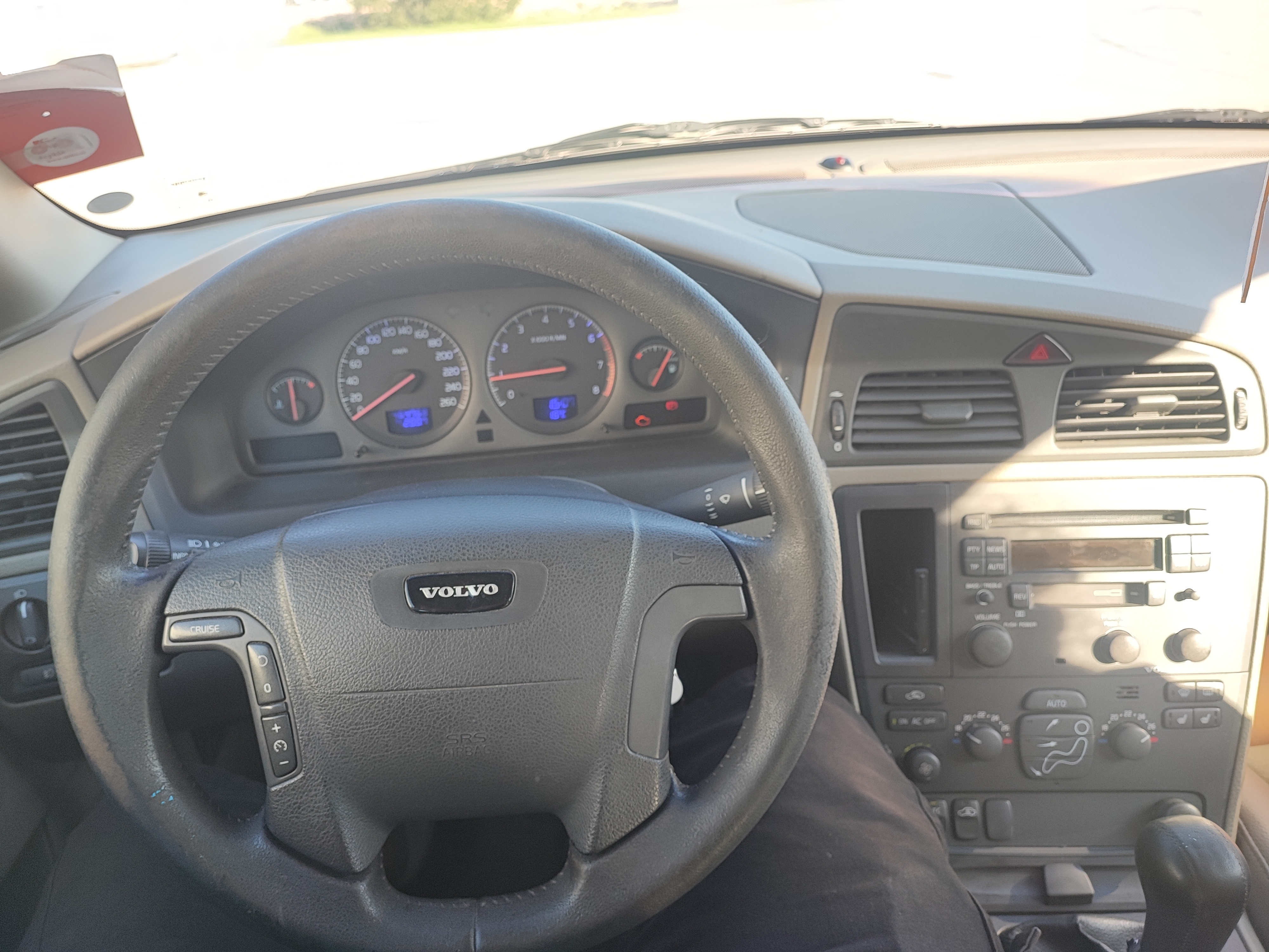Volvo V70 2.4 Manuell 2001, bild 7/10