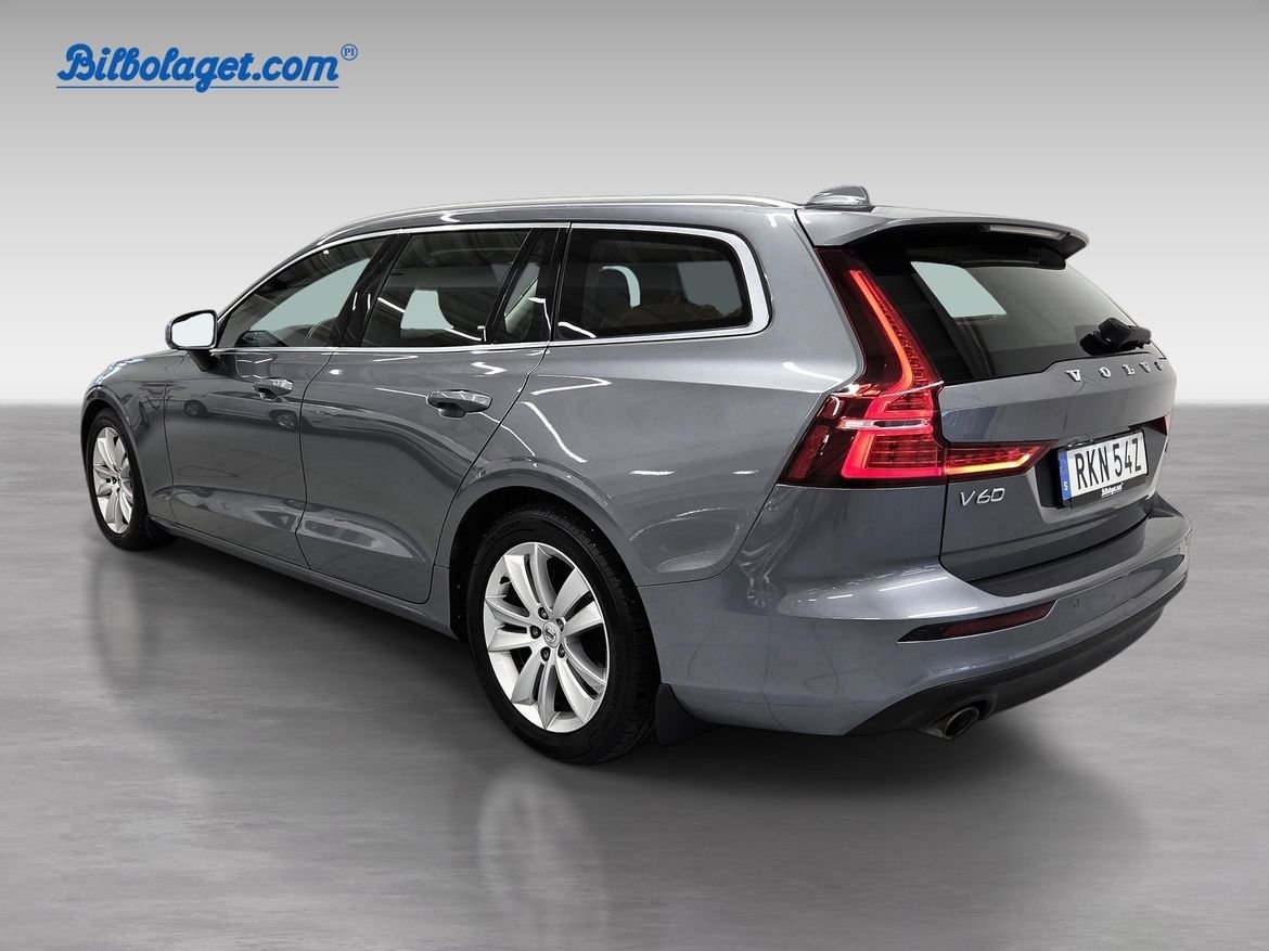 Volvo V60 2021, photo 3/10