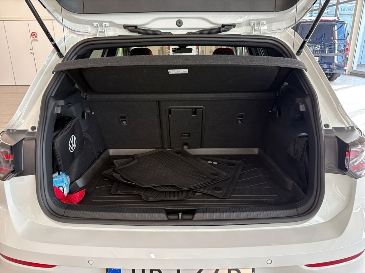 Volkswagen Golf GTI 2.0 TSI 265 HK DSG 2026, kuva 8/8