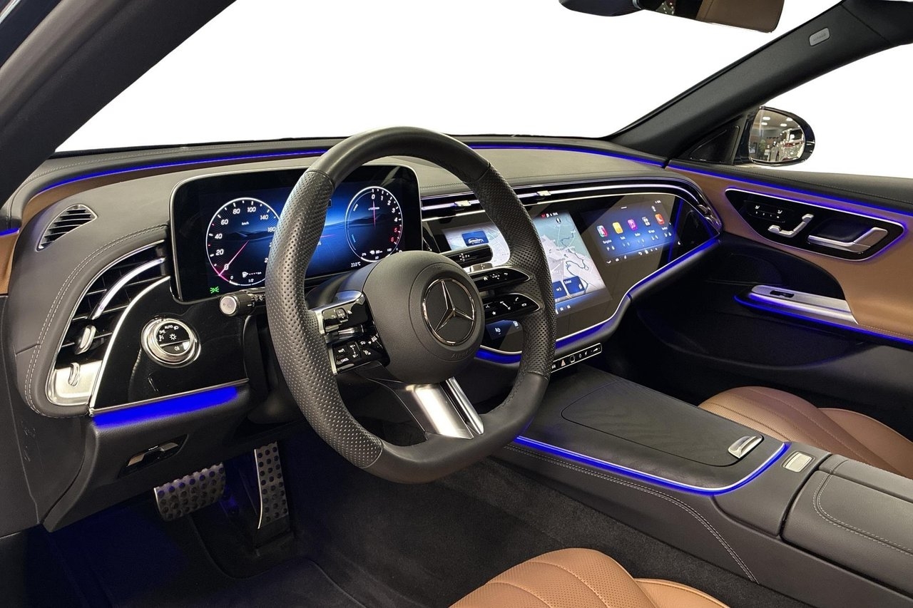 Mercedes-Benz E 300 de Kombi 4-Matic AMG 2026, photo 7/27