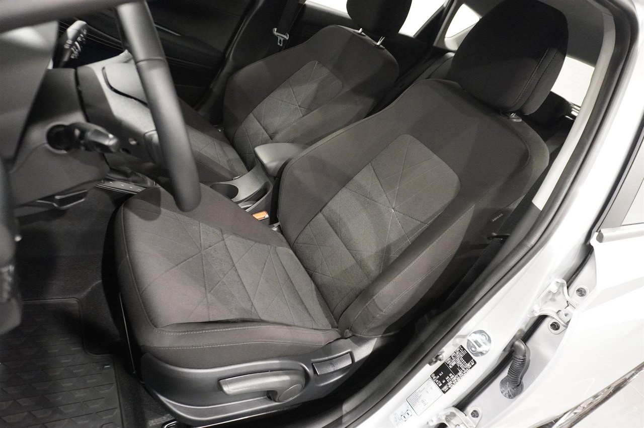 Hyundai Bayon 1.0 T-GDi DCT Esssential 2023, bild 4/15