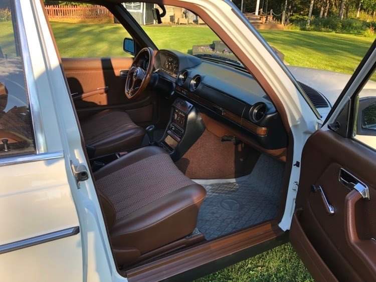 Mercedes-Benz 220 D Manuell 1977, photo 8/8