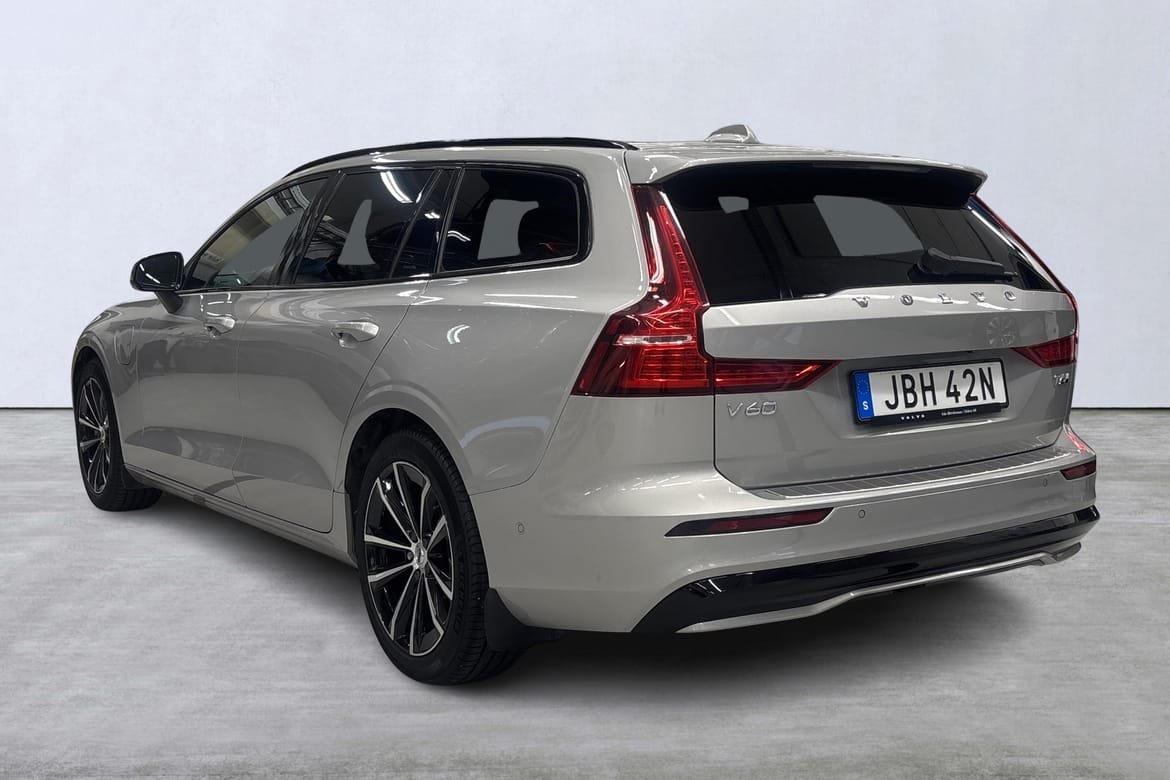 Volvo V60 T6 Plus Dark Nordic Edition 2025, bild 4/10