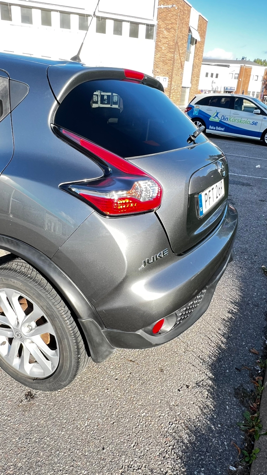 Nissan Juke 1.6 XTRONIC-CVT 2017, bild 3/10