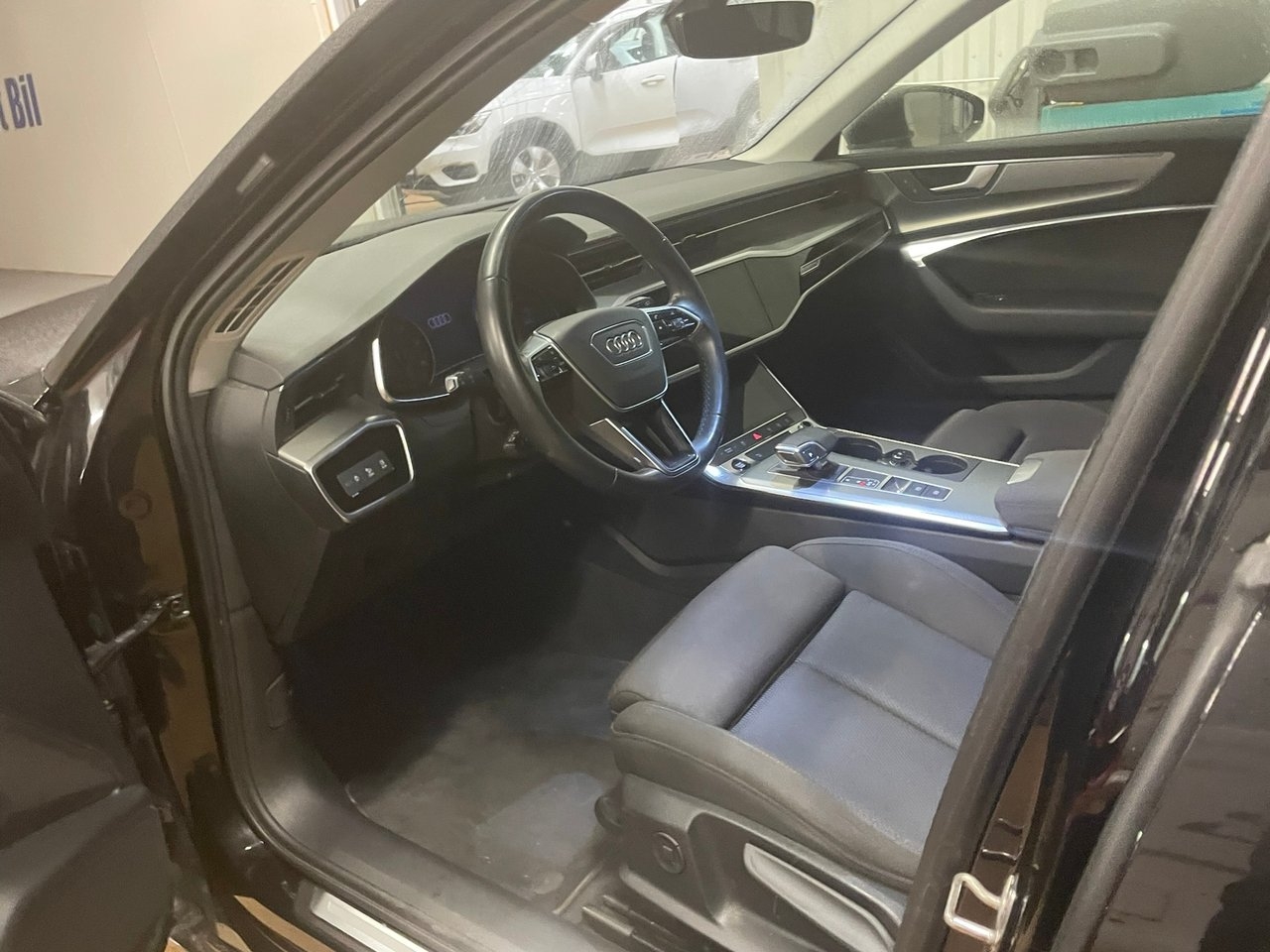 Audi A6 AVANT QUATTRO 2023, bild 5/5