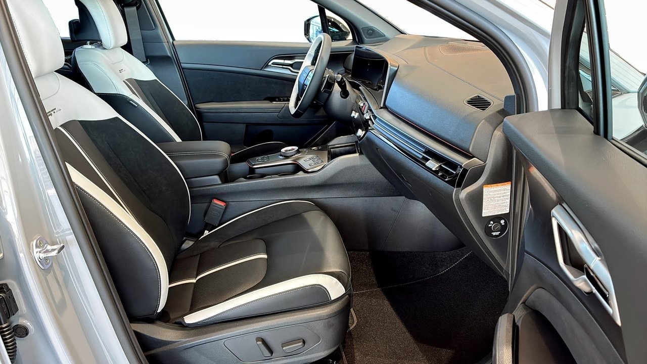 Kia Sportage GT LINE AWD AUT 288hk DEMO 2026, bild 3/10