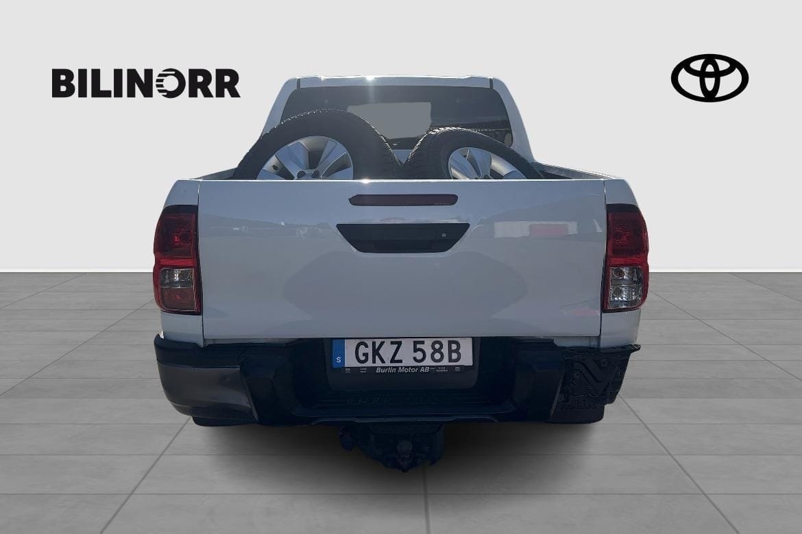 Toyota HiLux 2019, bild 6/10
