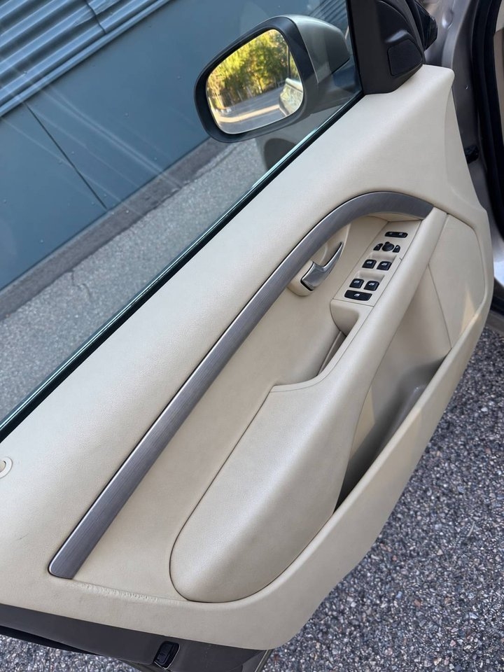 Volvo V70 D3 Geartronic Momentum Euro 5 2011, bild 7/10