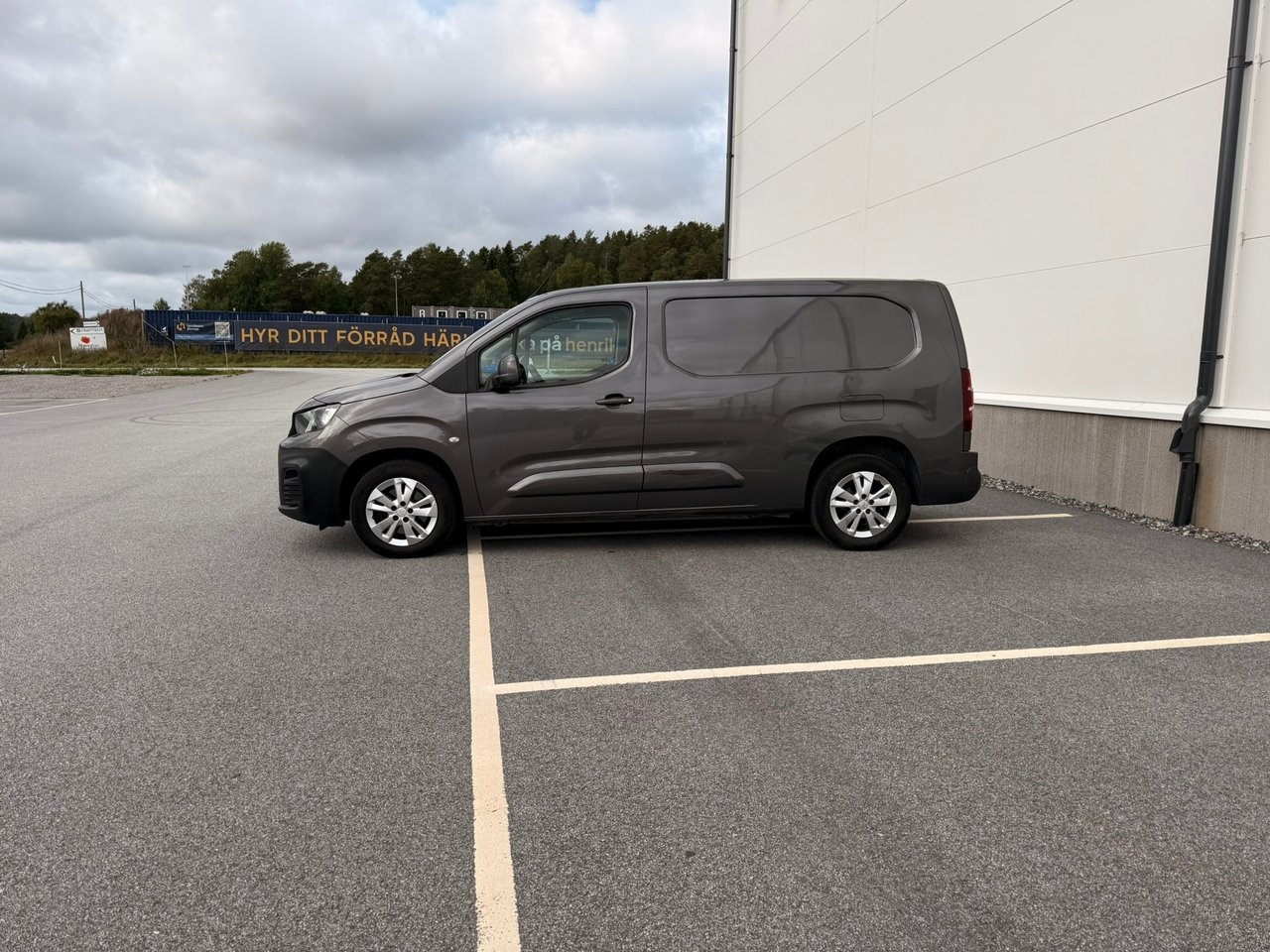 Peugeot Partner 2020, bild 2/10