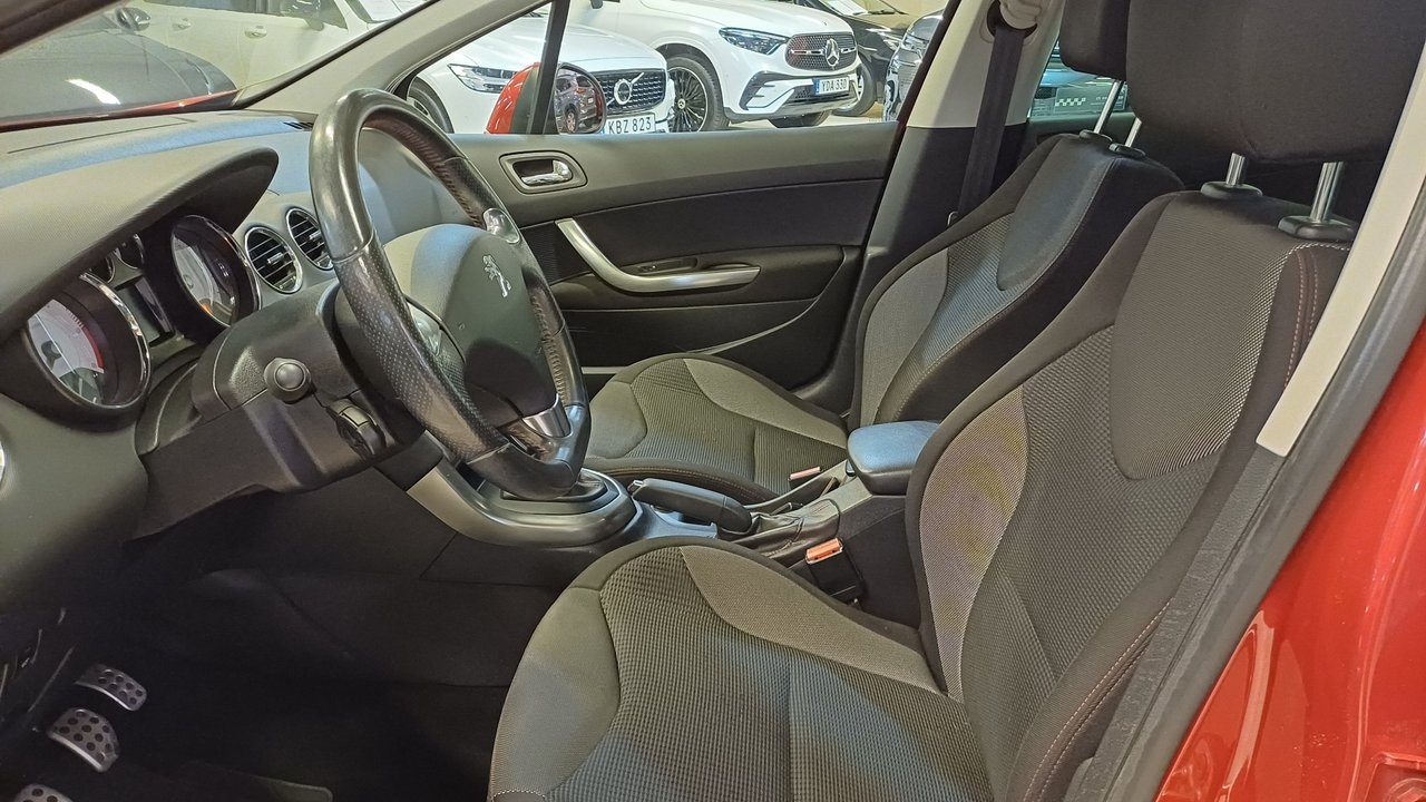 Peugeot 308 2012, bild 5/10