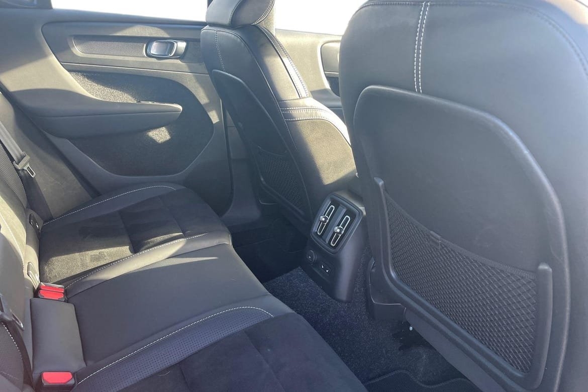 Volvo XC40 Recharge T5 R-Design 2021, bild 7/10