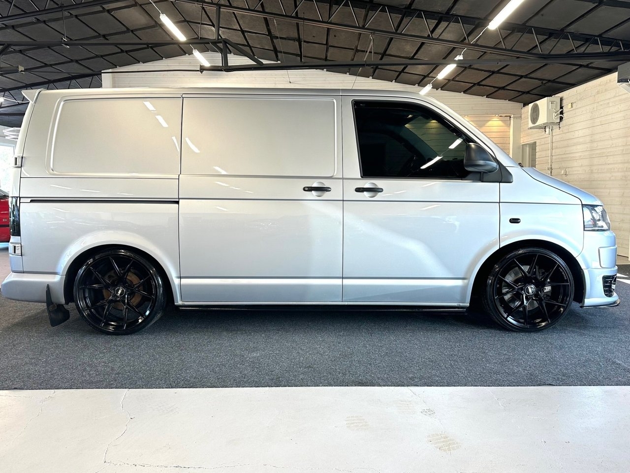 Volkswagen Transporter 2015, bild 2/10