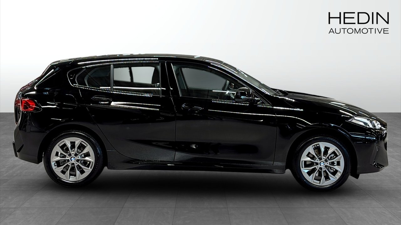 BMW 120 i 2026, bild 6/9