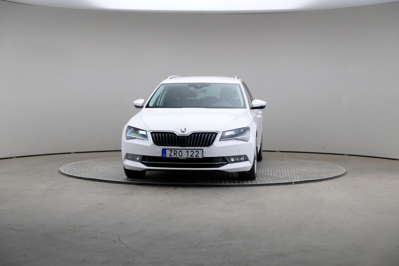 Skoda Superb 2019, bild 3/10