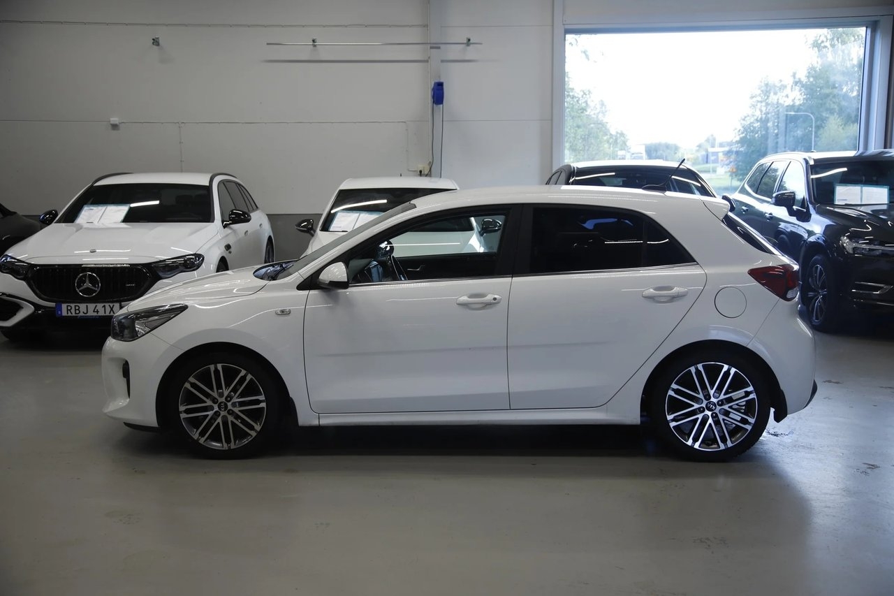 Kia Rio 1.4 Automat 1 Ägare Backkamera 2017, bild 3/12