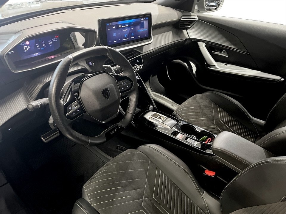 Peugeot 2008 GT Hybrid 145hk Aut 2025, bild 6/10