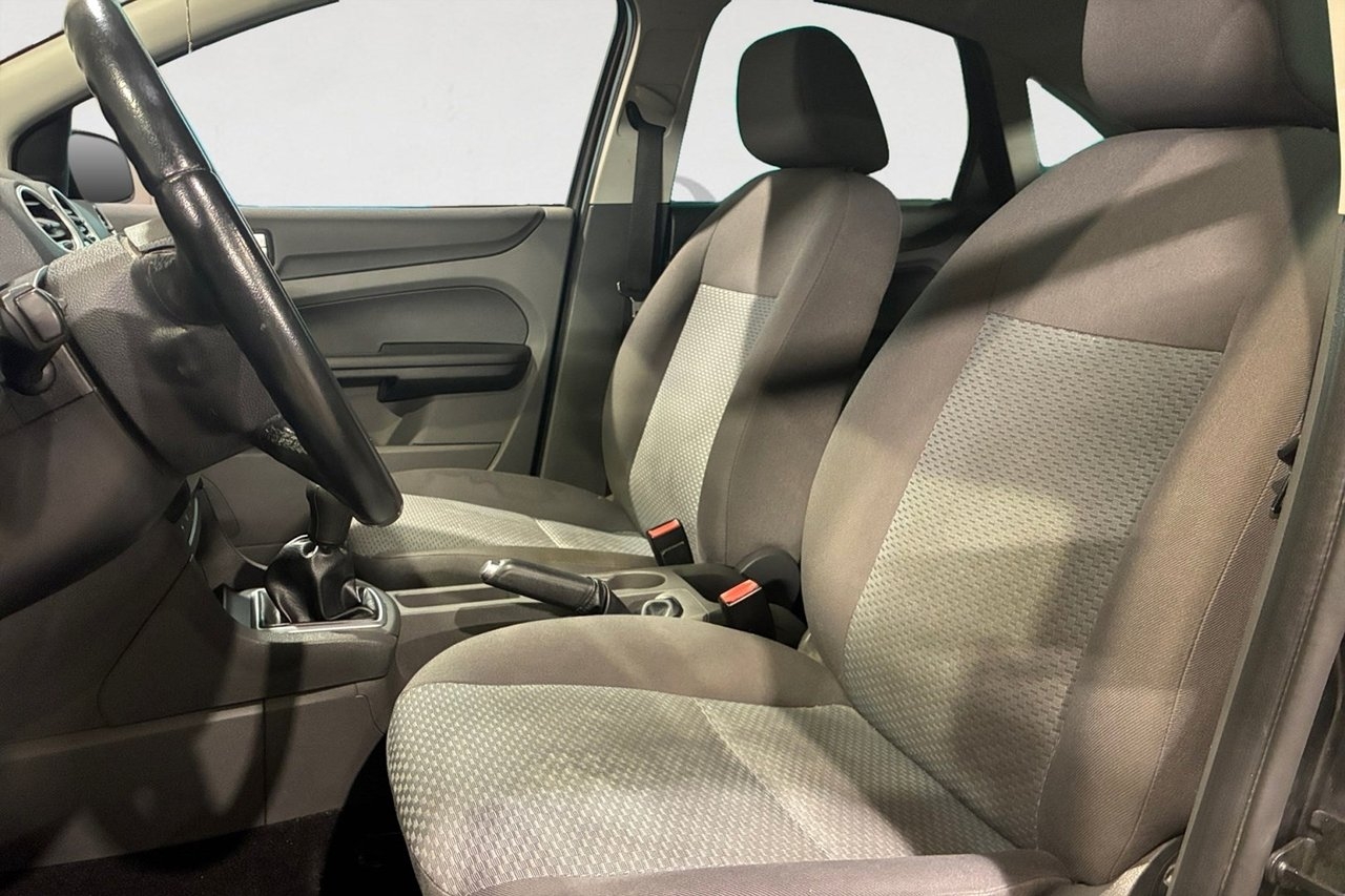 Ford Focus 2007, bild 3/10