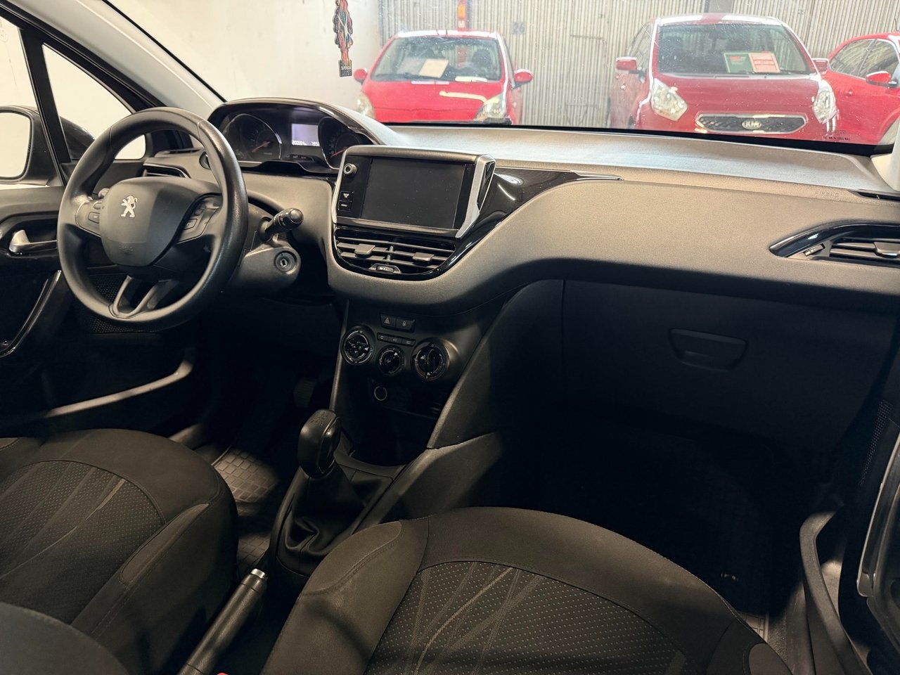 Peugeot 208 5-dörrar 1.4 VTi 2012, bild 6/10