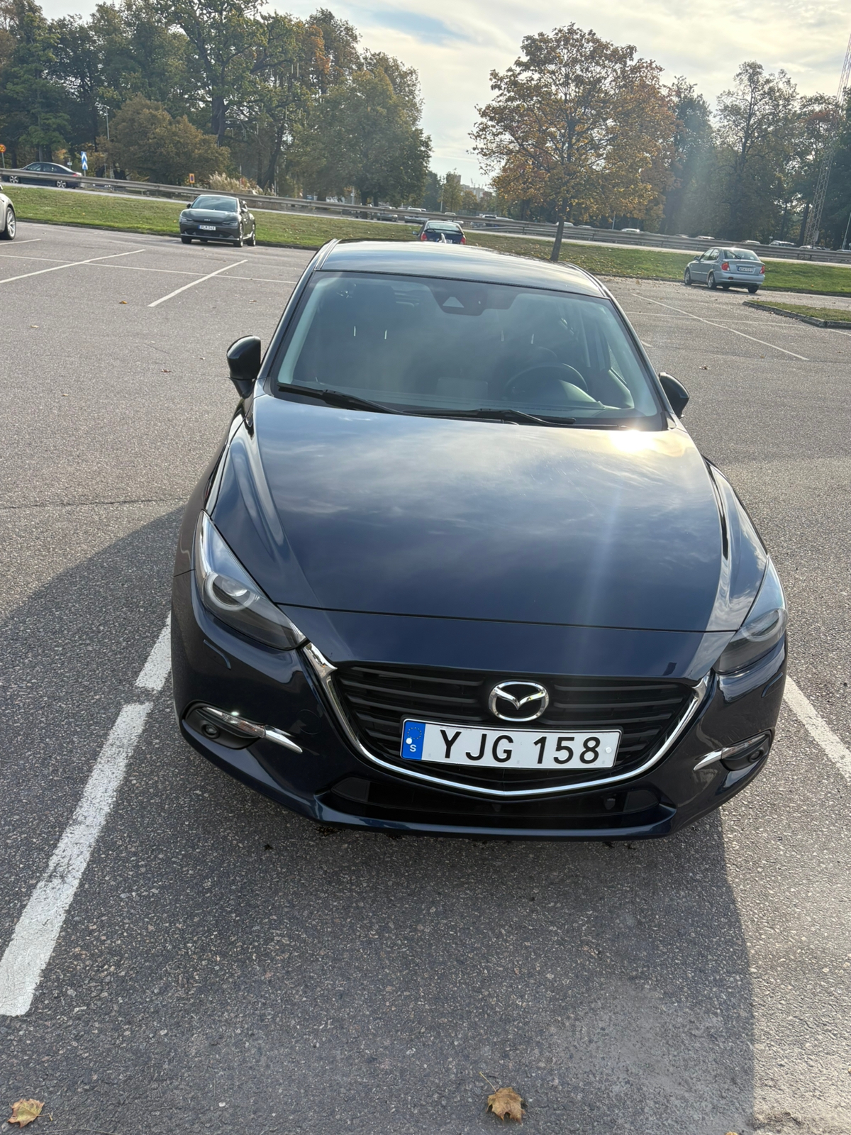 Mazda 3 Sport 2.0 SKYACTIV-G Automatisk 2017, bild 2/10
