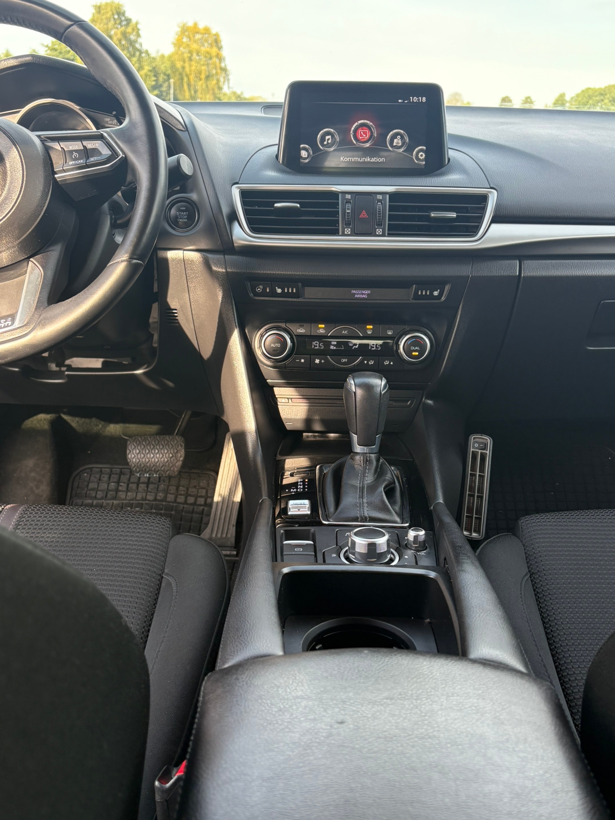 Mazda 3 Sport 2.0 SKYACTIV-G Automatisk 2017, bild 4/10