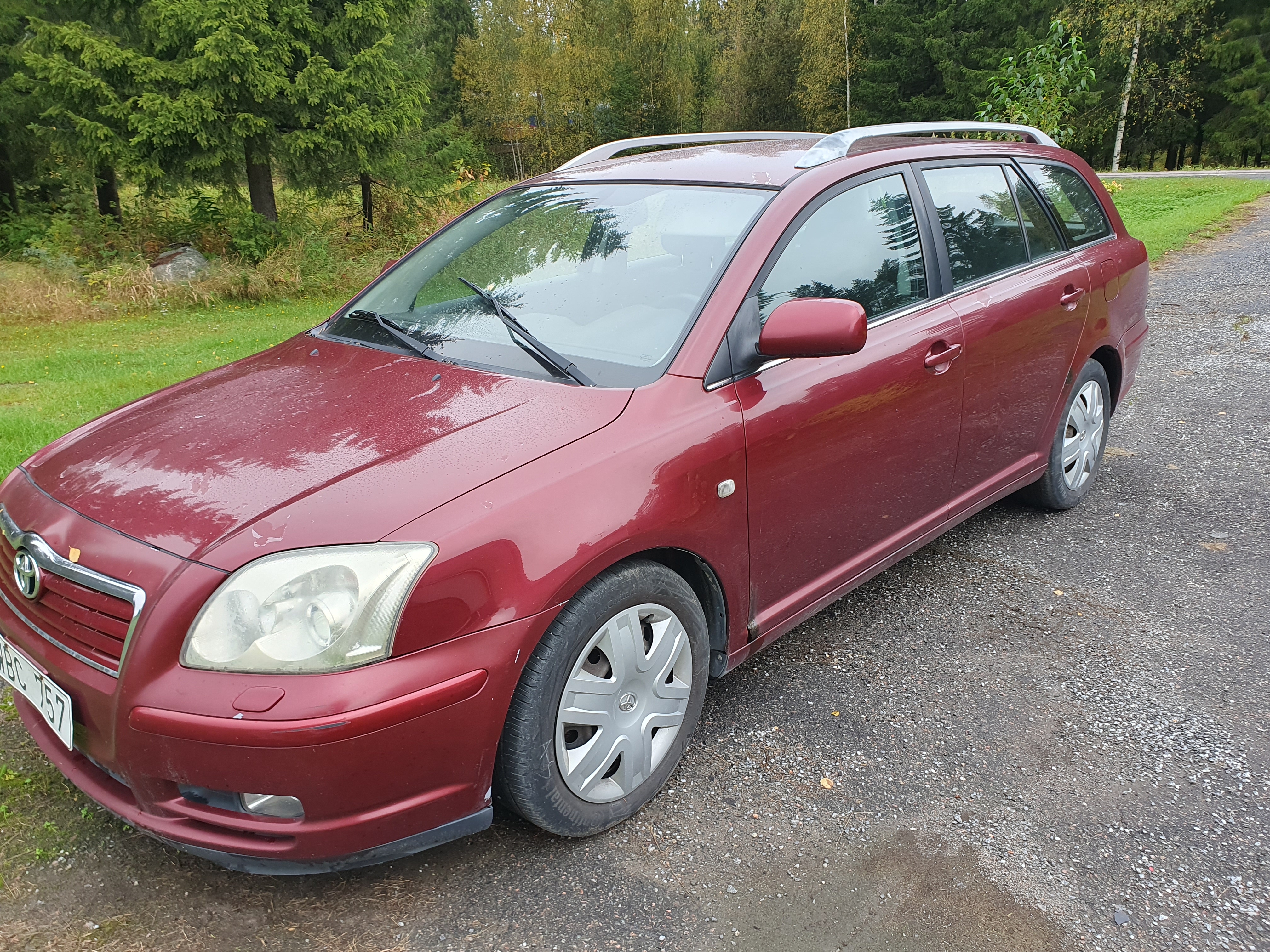 Toyota Avensis 2004, bild 2/2