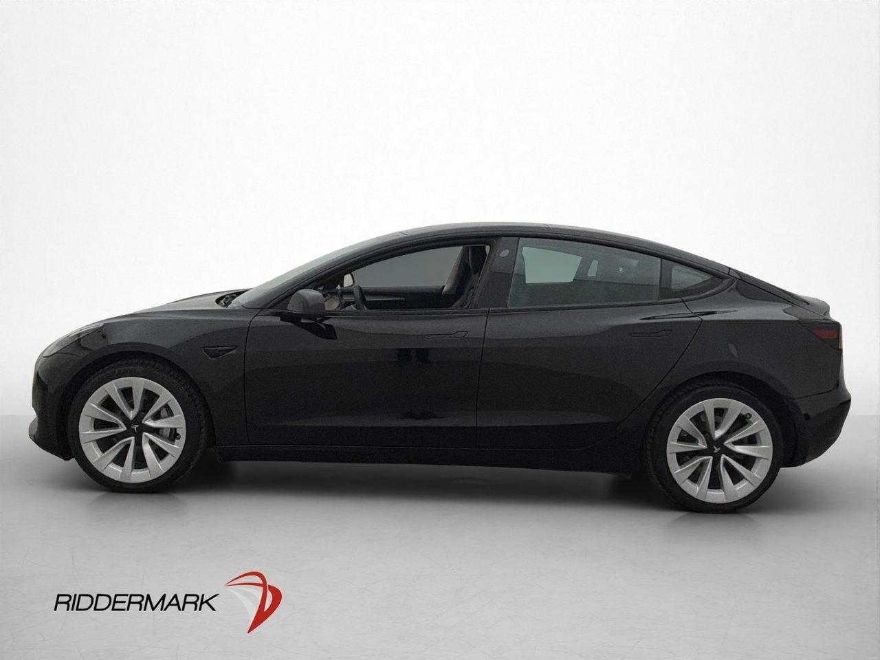 Tesla Model 3 2023, kuva 5/10