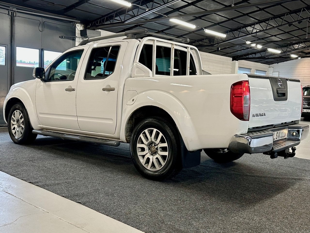 Nissan Navara 2015, photo 4/10
