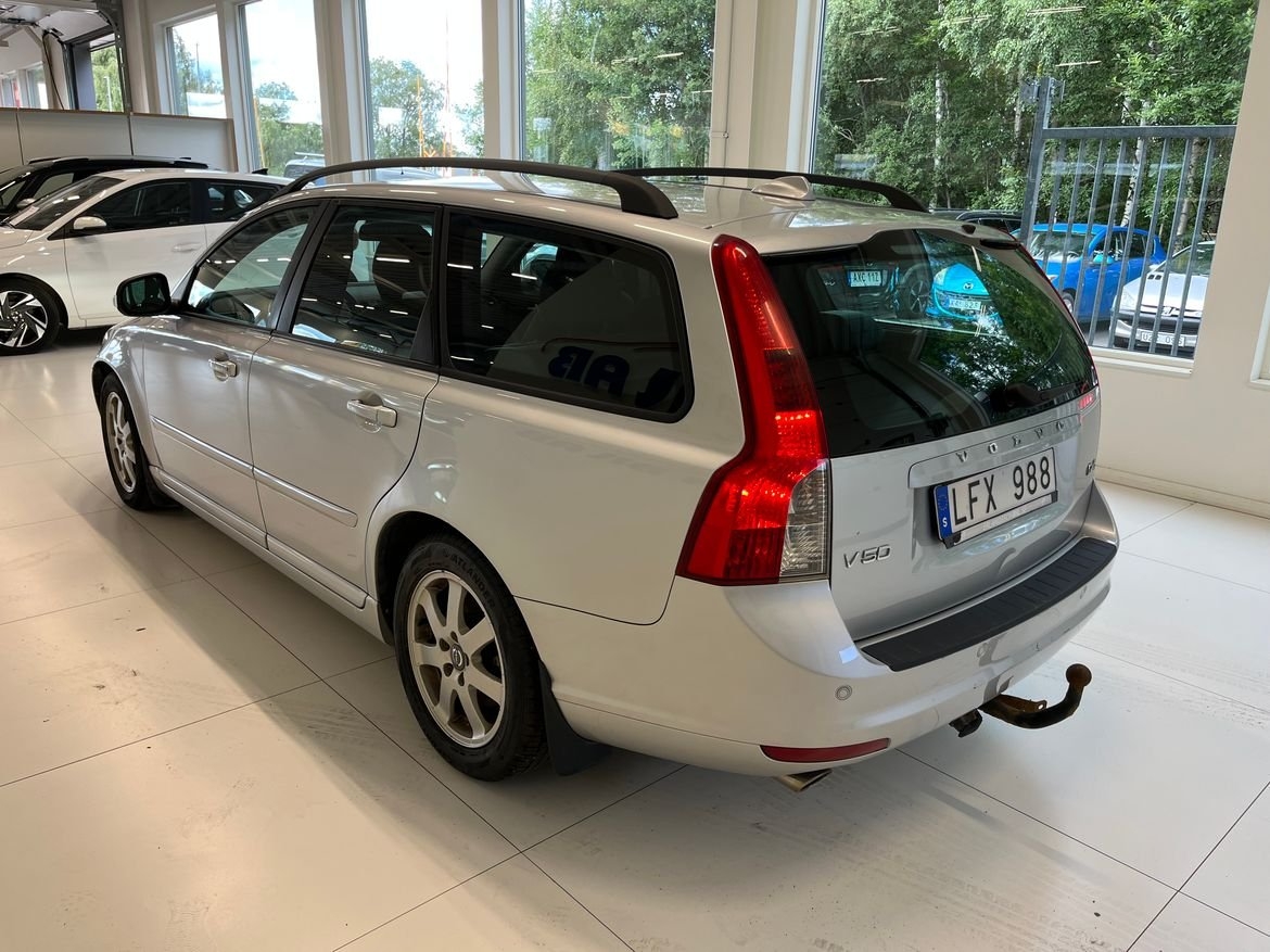 Volvo V50 D4 2011, kuva 3/6
