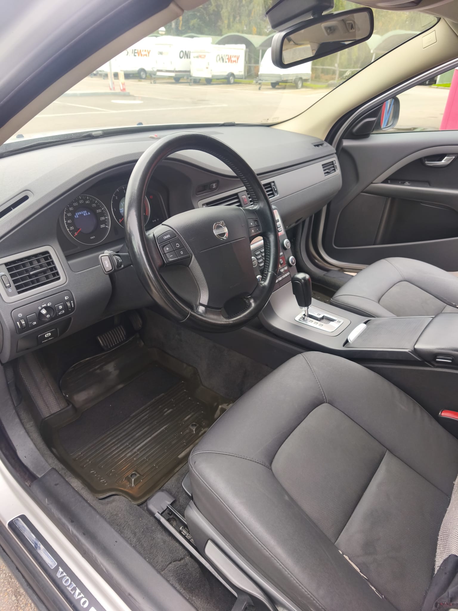 Volvo V70 2.4D Geartronic 2009, kuva 5/10