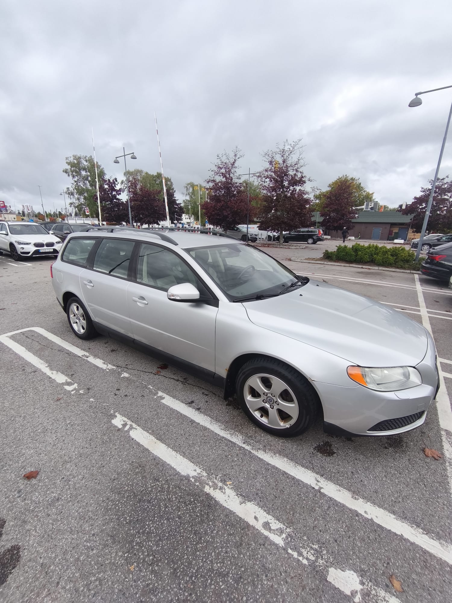 Volvo V70 2.4D Geartronic 2009, kuva 3/10