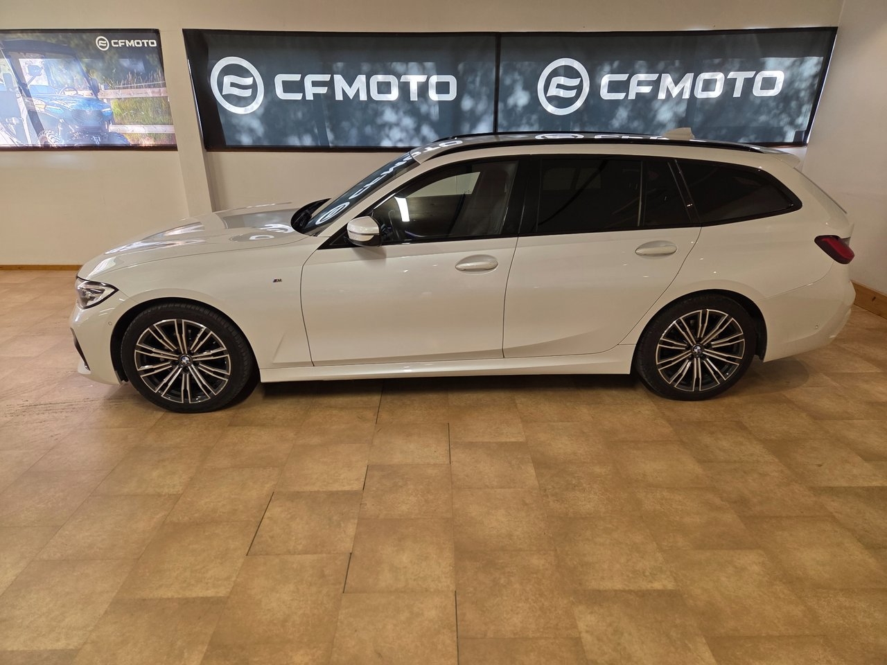 BMW 320 2020, bild 4/10