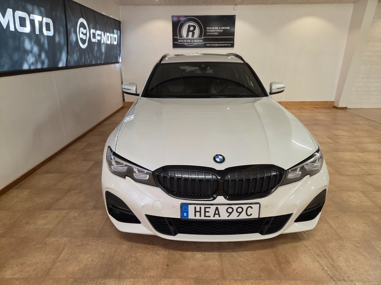 BMW 320 2020, bild 2/10