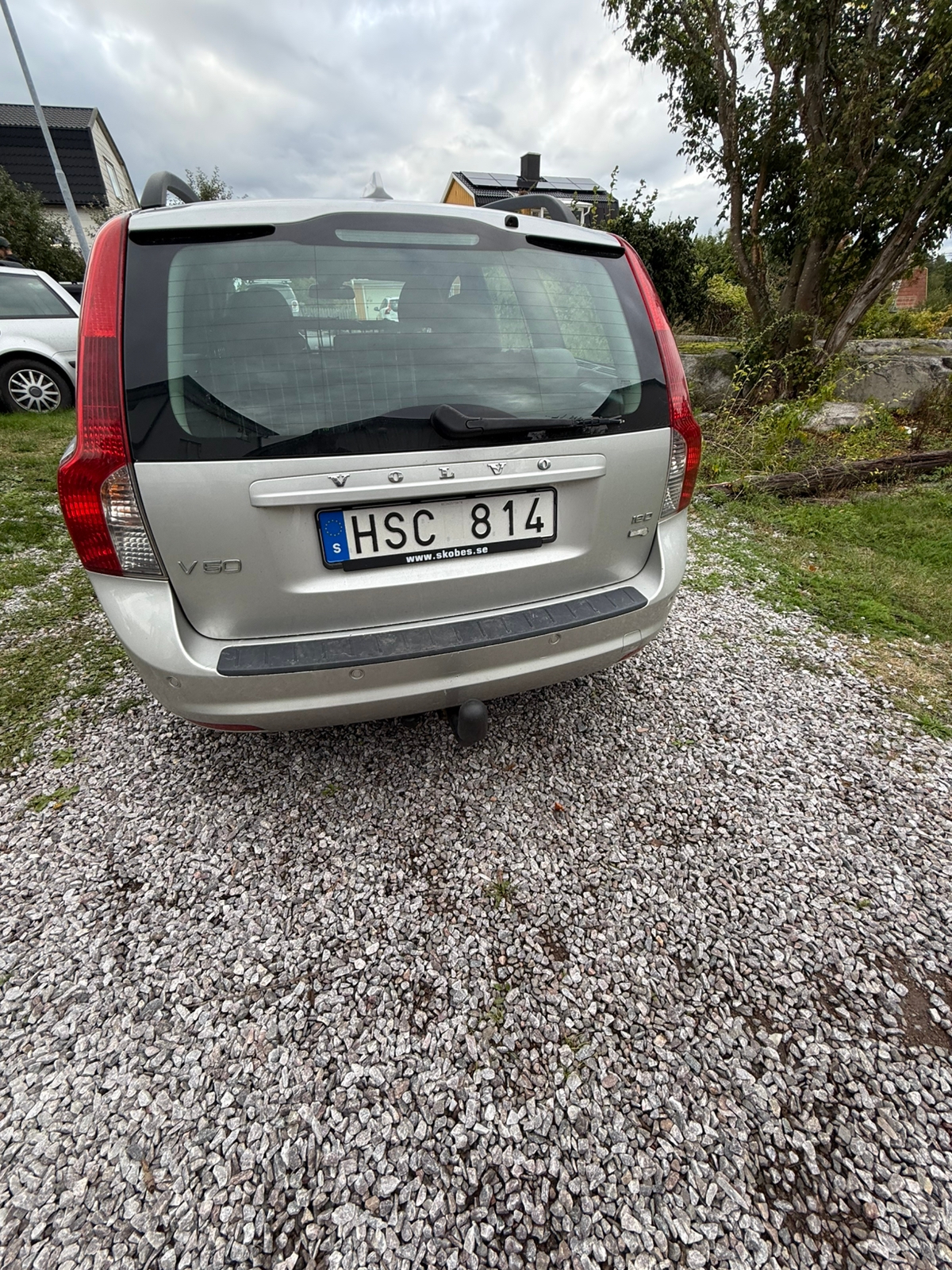 Volvo V50 1.6 D Manuell 2010, bild 2/2