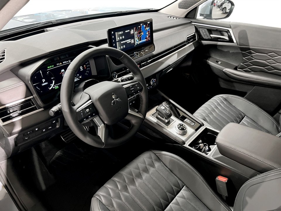 Mitsubishi Outlander Instyle PHEV 2026, bild 5/10