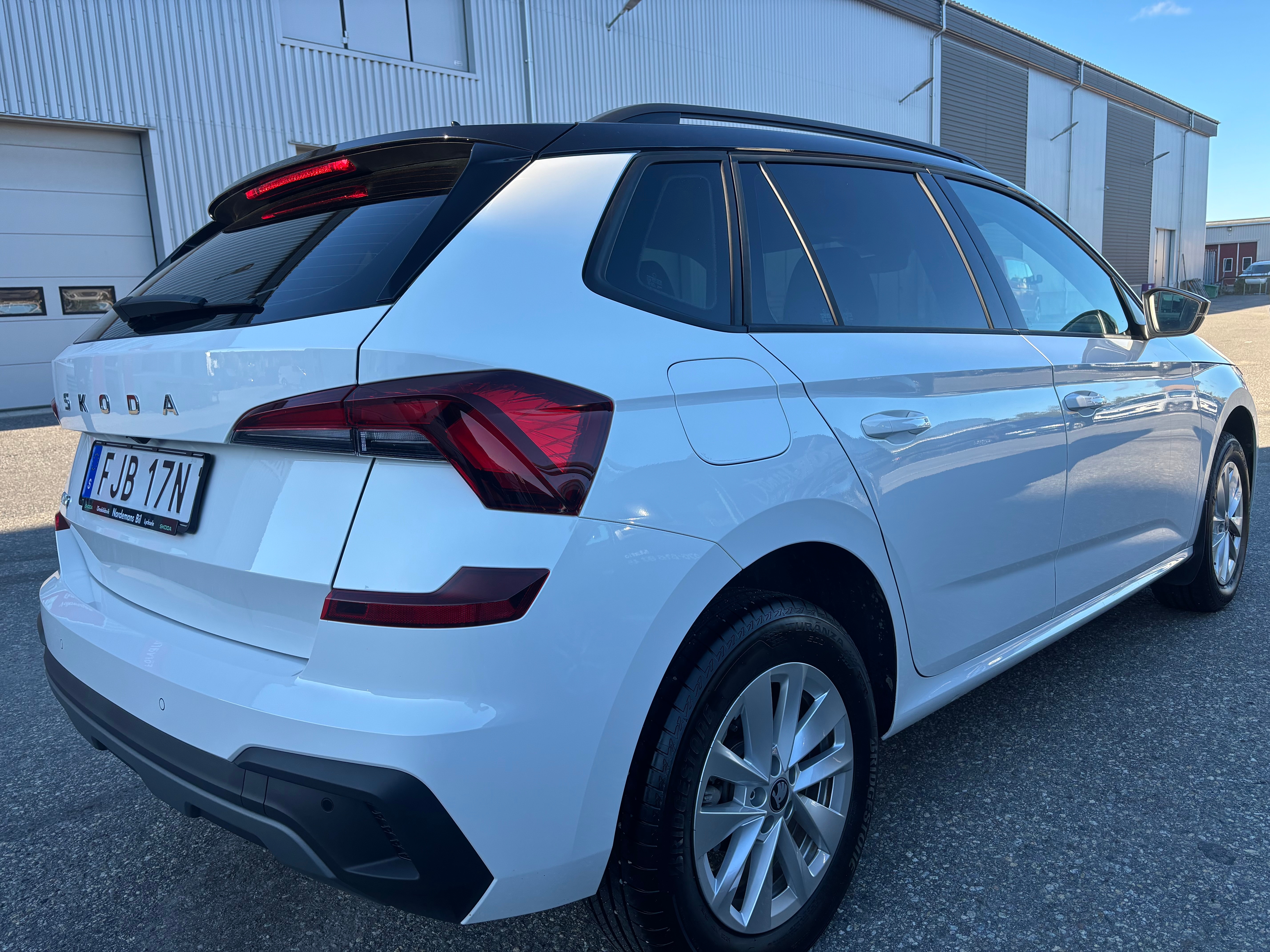 Skoda Kamiq 1.0 TSI DSG Sekventiell 2026, bild 3/6