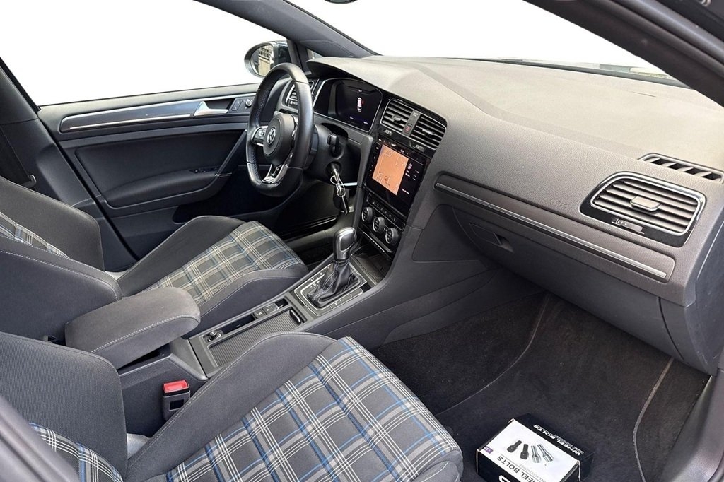 Volkswagen Golf 2020, bild 6/20