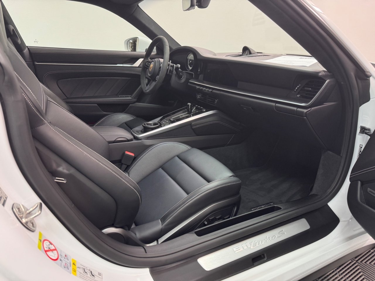 Porsche 911 992 Turbo S 2023, bild 6/10
