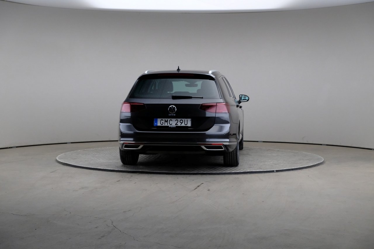 Volkswagen Passat 2023, bild 5/10