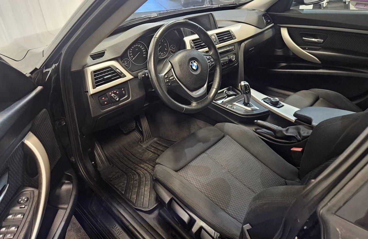 BMW 320 2015, bild 6/8